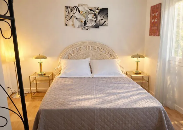 Maison Blanche Apartment